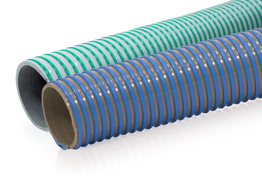 PVC-Saugschlauch „Alaska“ mit superelastischer Wand und stoßfester Hart-PVC-Spirale.